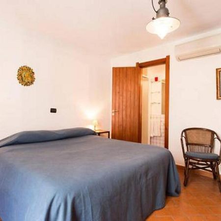 Bed and Breakfast Le Piccole Grotte Шилла Экстерьер фото